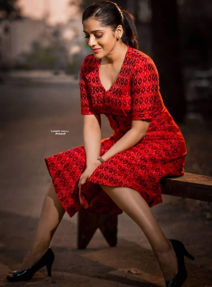 Rashmi Gautam Latest Red Dress pics viral