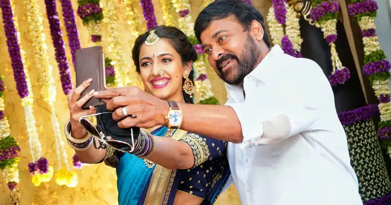 Niharika selfie with Chiranjeevi In Her Wedding Celebrations