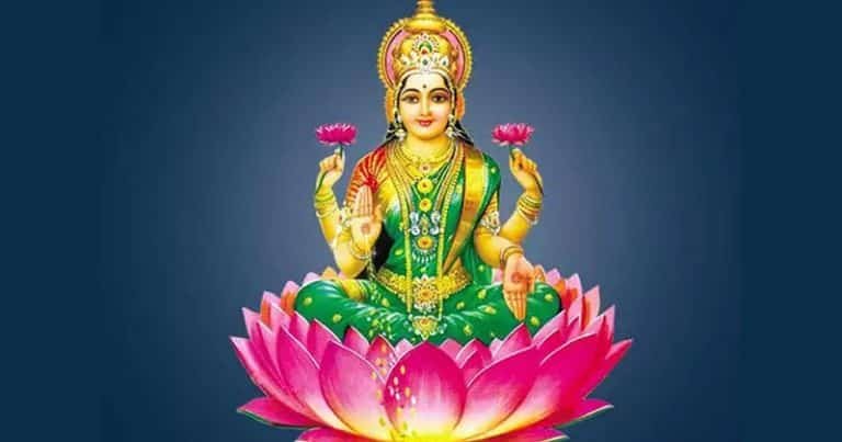 శ్రీలక్ష్మీ అనుగ్రహాన్ని పొందడానికి ఏం చేయాలి ?