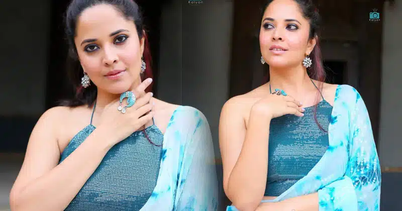 Anasuya Bharadwaj looks ravishing latest Saree pics