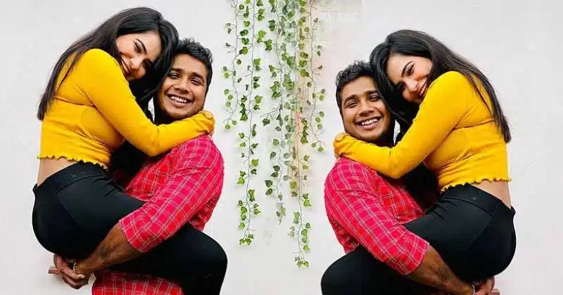 Rahul Sipligunj Ashu Reddy latest pic On ooko kaka Launch