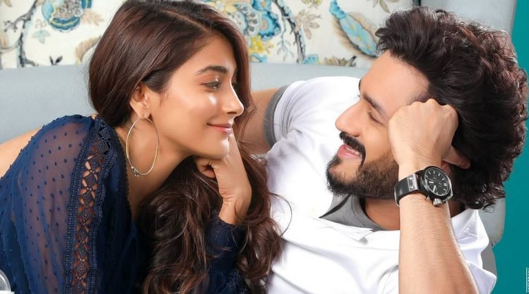 Most Eligible Bachelor : హిట్ బాటలో అఖిల్ అక్కినేని.. ‘మోస్ట్ ఎలిజిబుల్ బ్యాచ్‌లర్’ ఫస్డ్ డే కలెక్షన్స్ ఎంతంటే?