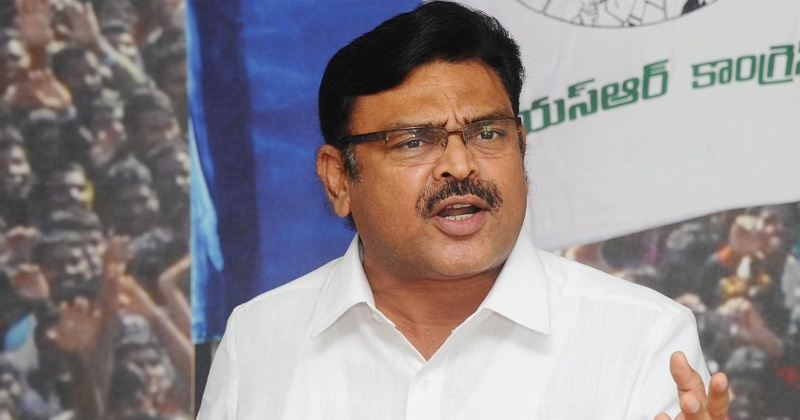 Ambati Rambabu : దమ్ముంటే బాబు, పవన్‌లు మాపై కోర్టుకు వెళ్లండి అంటూ వైకాపా రాంబాబు సవాల్