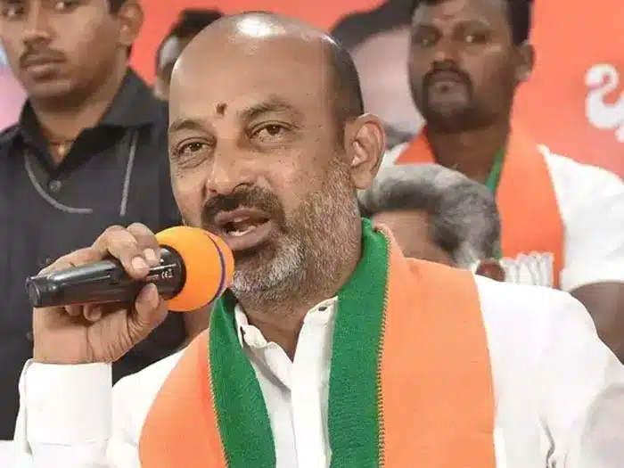 bjp mp bandi sanjay fires on police over suryapet issue