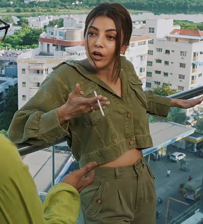 Kajal Aggarwal Smoking In Web Series pics viral