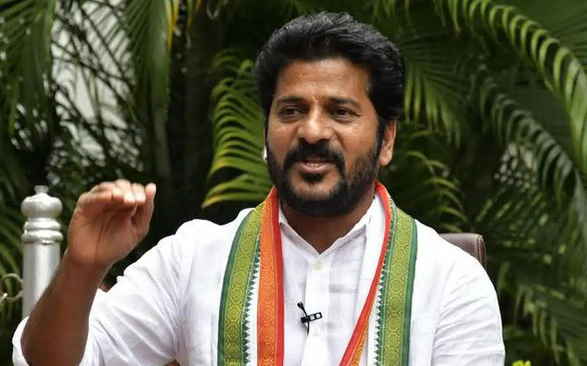 revanth reddy shocking comments on cm kcr and modi
