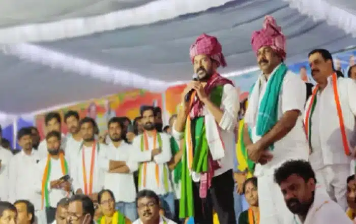huge response to revanth reddy rajeev bharosa yatra