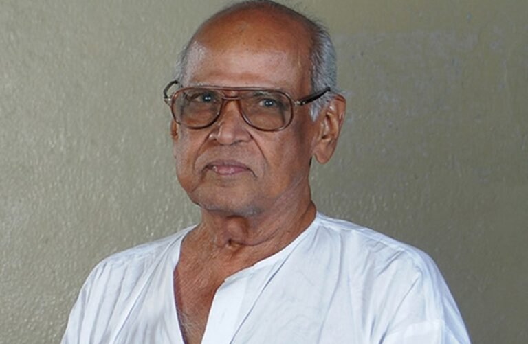 Bapu : ఆయన చేతి నుండి జాలువారిన చిత్రాలు ఎంతో విలువైనవి…!