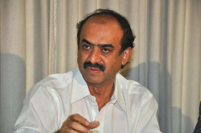 producer suresh babu about ys jagan govt new GO on ticket prices