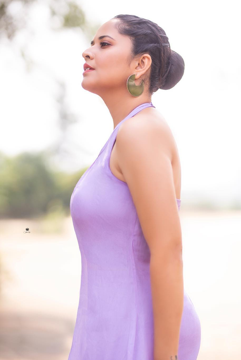 Anasuya Latest violet colour Dress pics viral