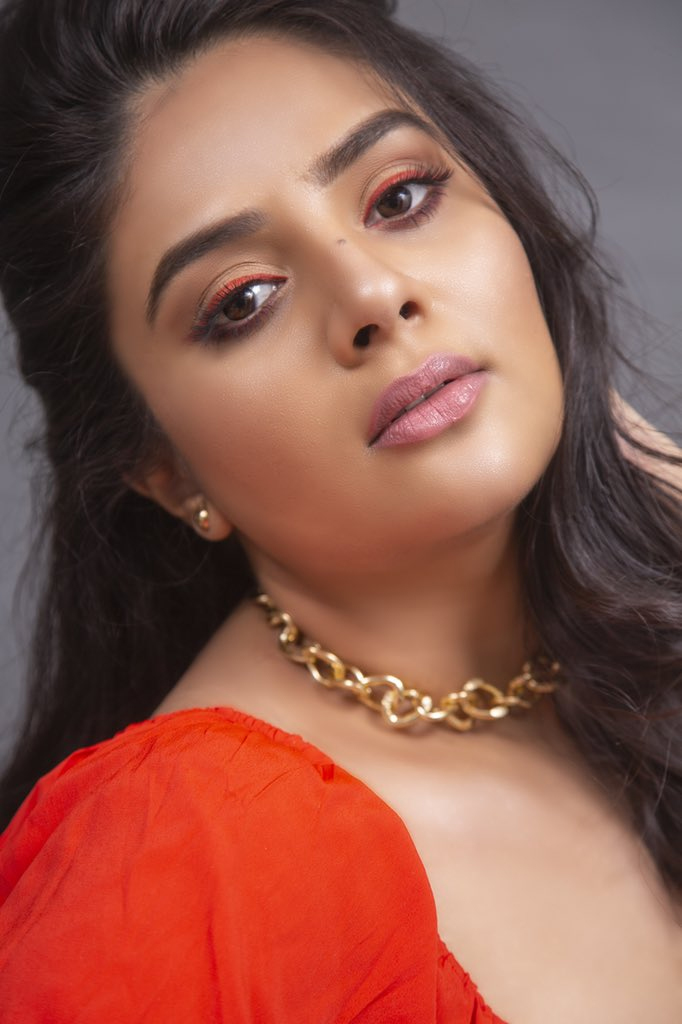 Anchor Sreemukhi Red dress pics