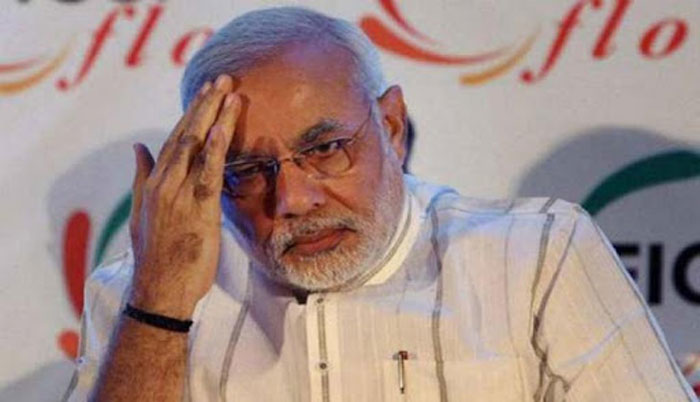 internal issues between bjp leaders bring headache to narendra modi