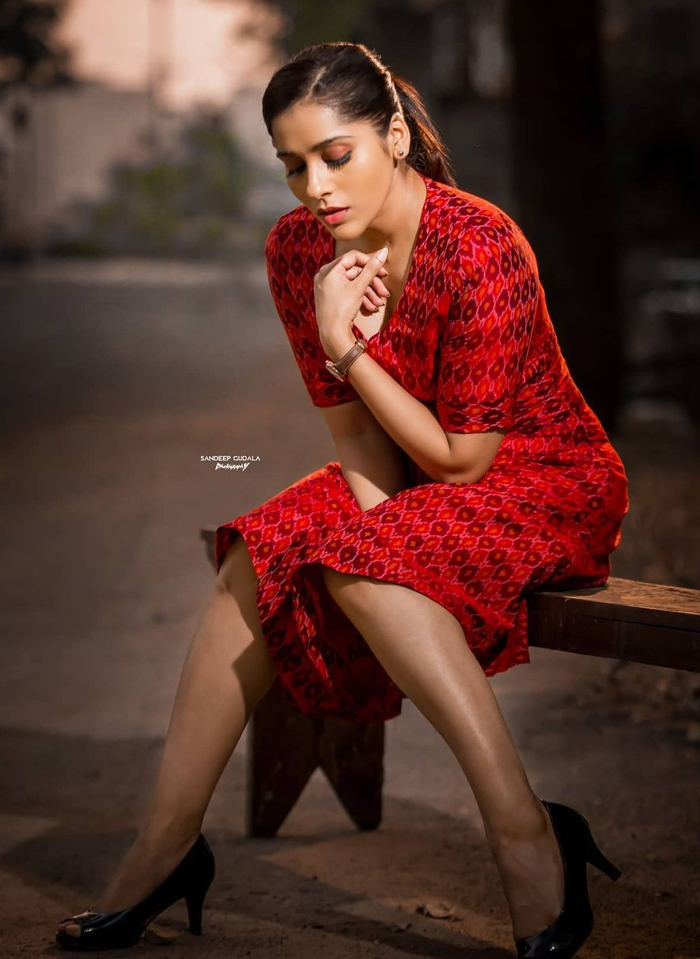 Rashmi Gautam Latest Red Dress pics viral