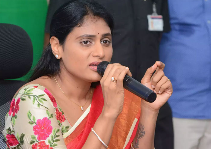 ys sharmila tweets against telangana govt