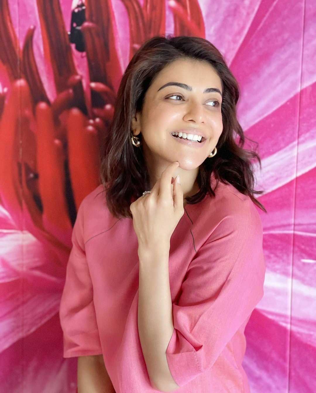 kajal aggarwal Latest Pink Dress Pics viral