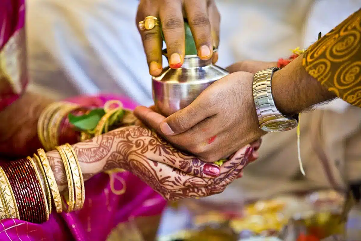 man kills wife on first day of marriage in krishna