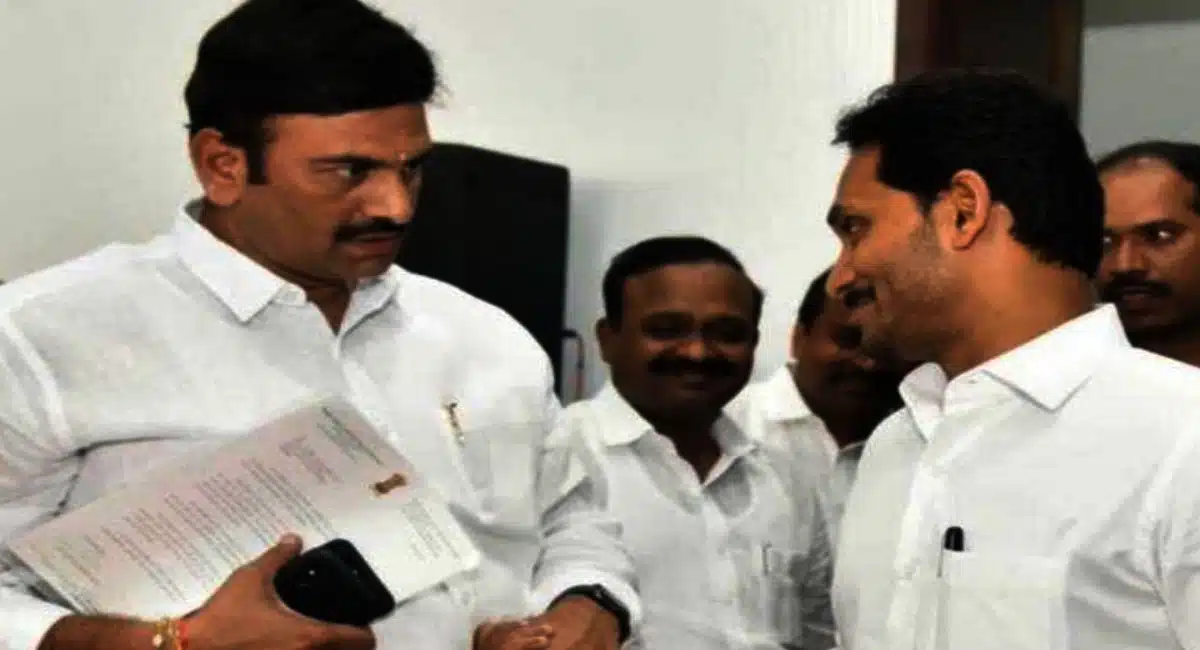 raghu-rama-krishna-raju-ap-cm-ys-jagan-vs-narsapuram-mp-raghu-rama-krishna-raju