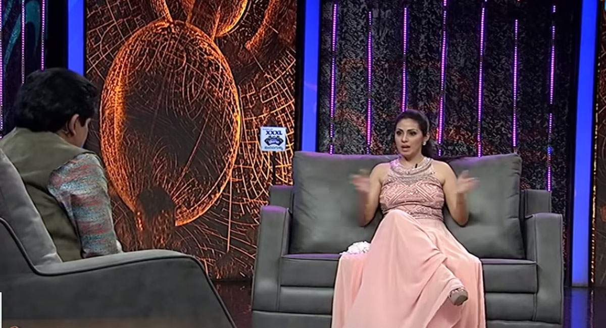 senior actress sadha in alitho saradaga show