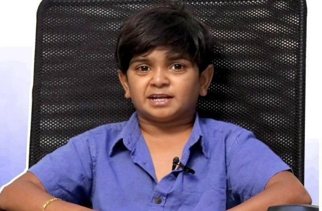 Jabardasth Naresh age is 22years