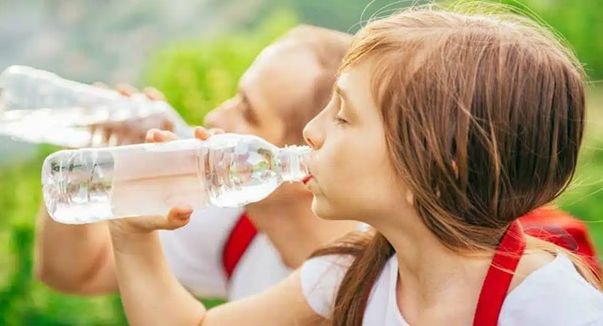 Health Tips of drinking heat water in summer