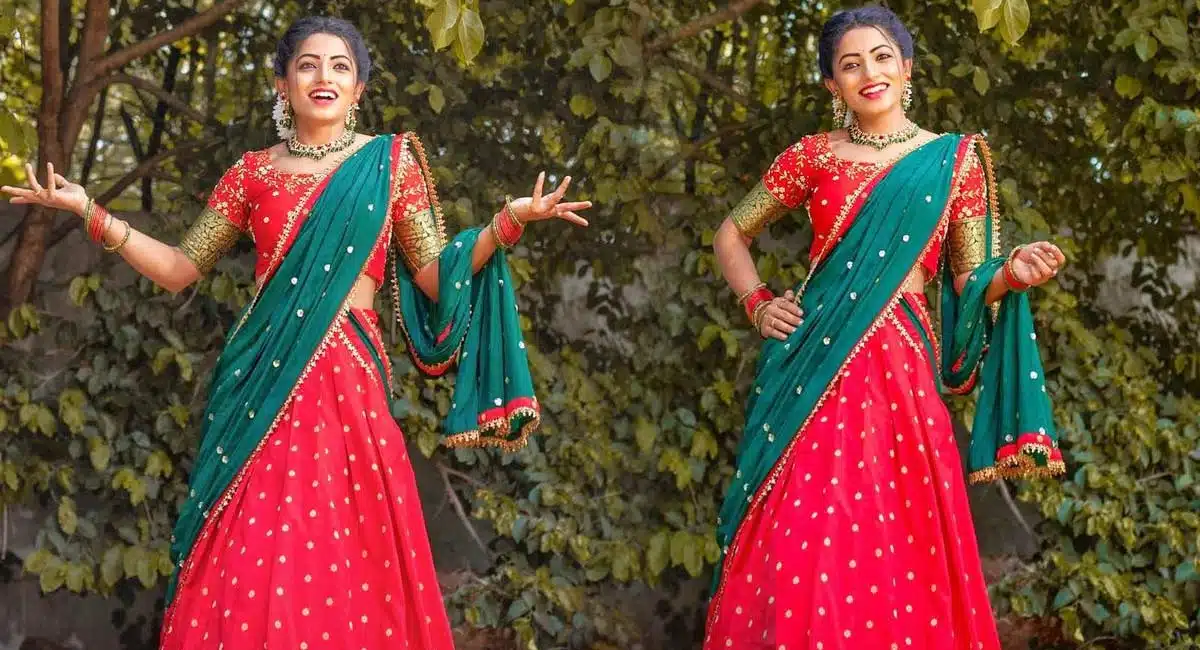 Navya Swamy Latest Half Saree Pics Goes Viral