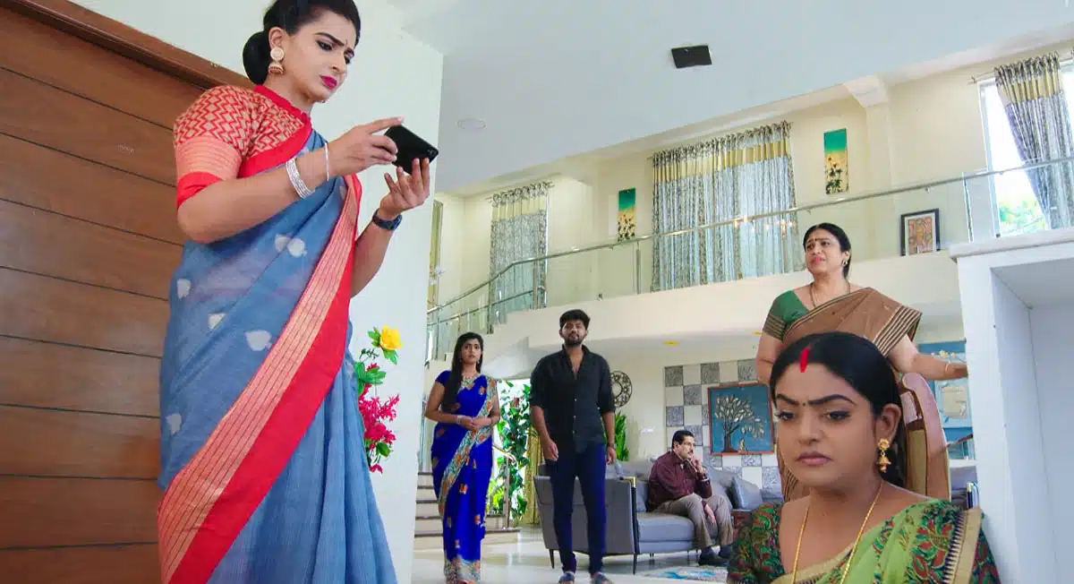 karthika deepam 13 august 2021 friday 1117 episode highlights