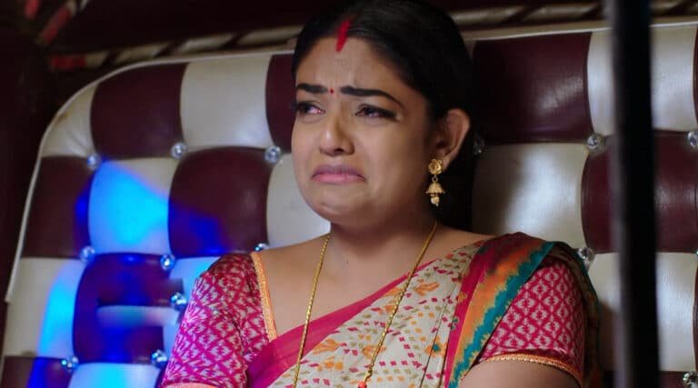 Karthika Deepam 30 Aug Monday Episode Highlights : మోనితను రెడ్ హ్యాండెడ్ గా పట్టుకోవడం కోసం కార్తీక్ ప్లాన్? మోనిత.. కార్తీక్ కు దొరికేస్తుందా? డాక్టర్ బాబు జైలు నుంచి రిలీజ్ అవుతాడా?