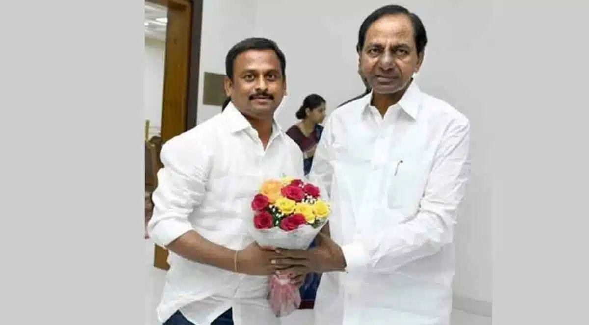 huzurabad trs candidate confirmead gellu srinivas yadav