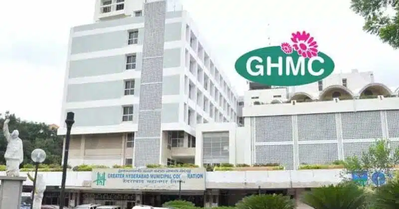 different way Ghmc Mayor Gadwal Vijayalakshmi
