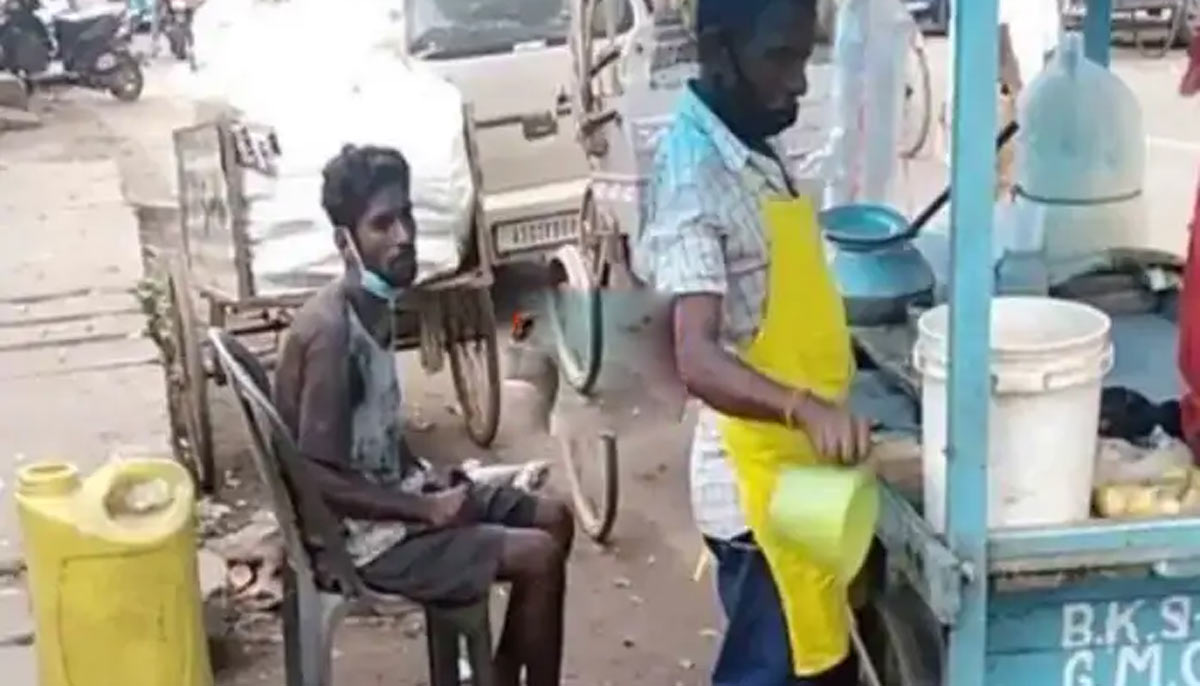 panipuri seller mixes urine in pani puri water in guwahati video viral