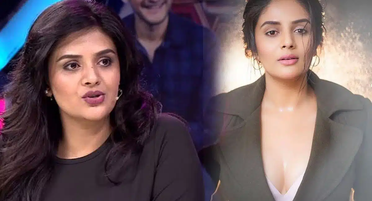 sreemukhi faced strrugles in industry