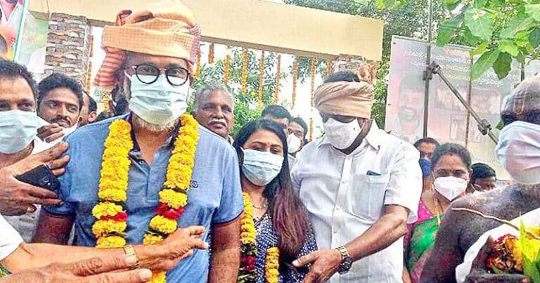 sukumar : చ‌దువుకున్న పాఠ‌శాల‌కు సాయ‌మందించిన సుకుమార్‌