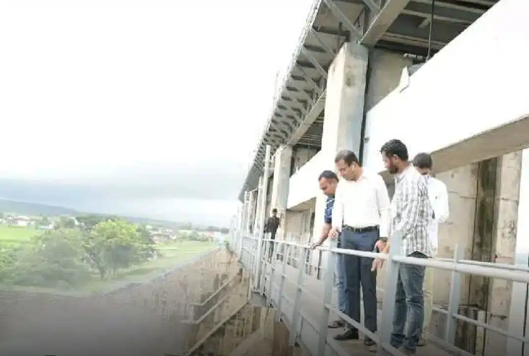 Adilabad..స్వర్ణ జలాశయాన్ని సందర్శించిన కలెక్టర్