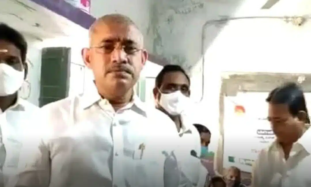 East godavari..అంధత్వ నివారణే లక్ష్యంగా కంటి వైద్య సేవలు: మంత్రి వేణుగోపాల కృష్ణ