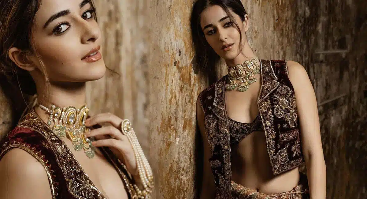 ananya panday shared glamorous photos in her insta account