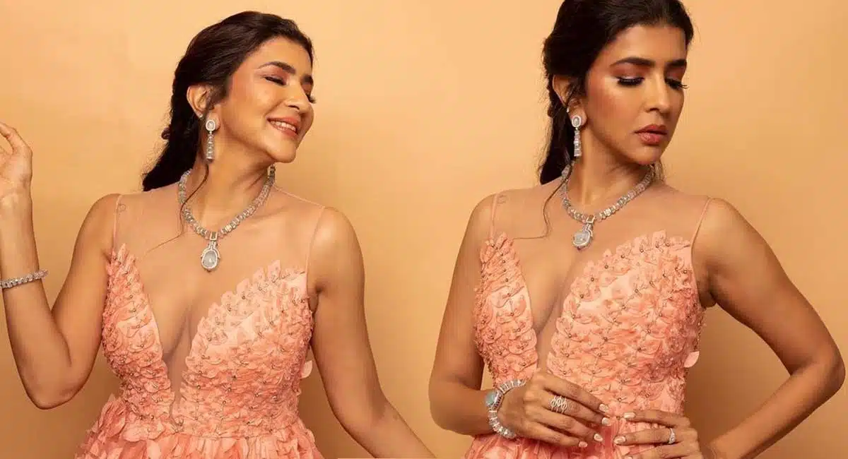 Manchu Lakshmi Latest Photos