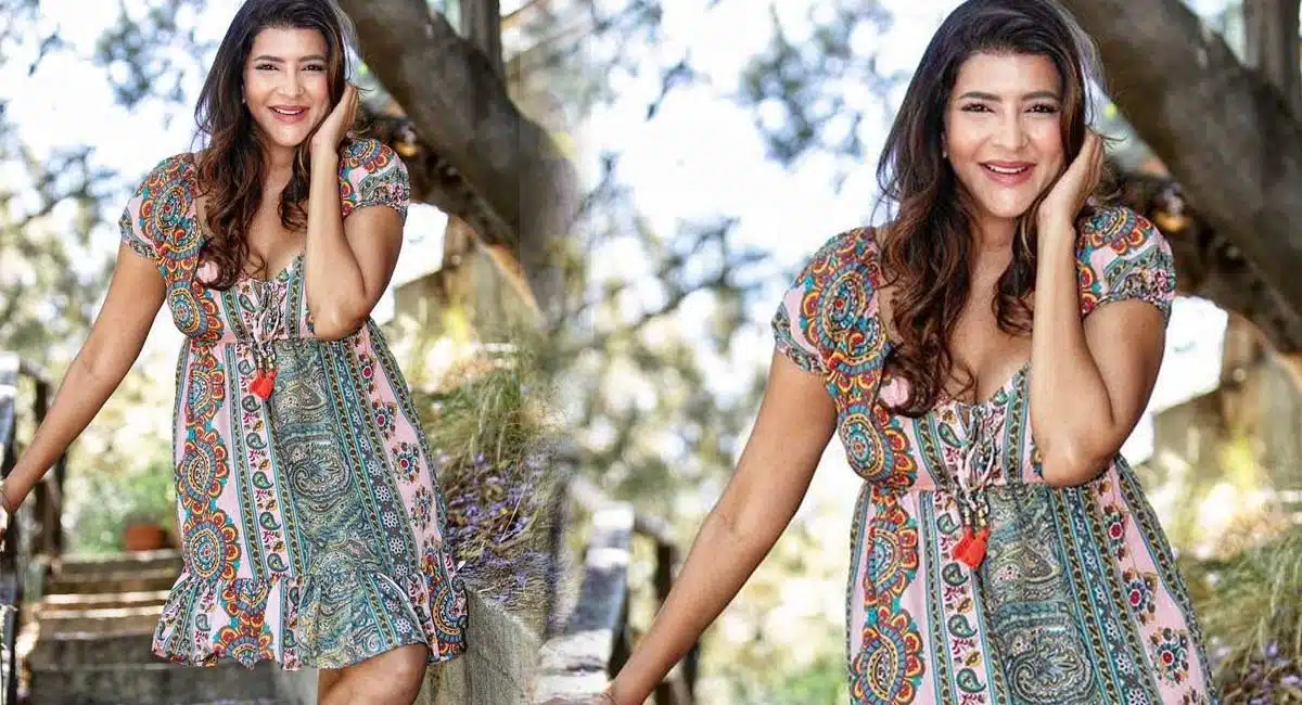 Manchu Lakshmi Latest Pics