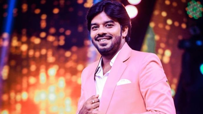 sudheer fans fires on thaggedele diwali special event