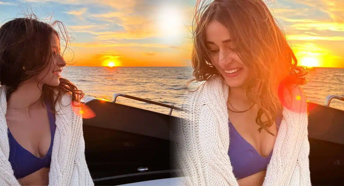 ananya pandey viral pics