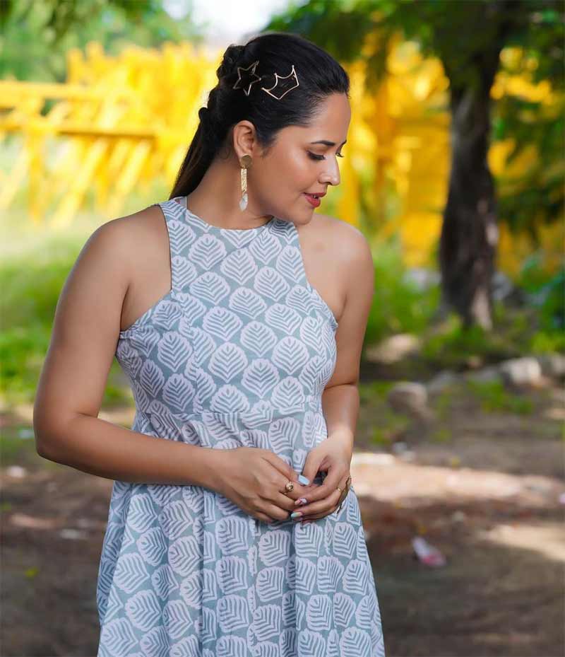 Anasuya Comments On Her Busy Schedule And Shootings