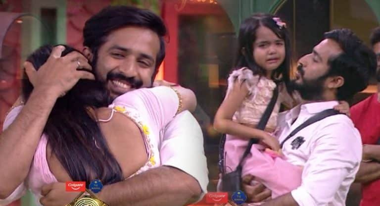 Bigg Boss 5 Telugu : భార్య,కూతురిని చూడటంతో లేచొచ్చిన ప్రాణం.. యాంకర్ రవి కంటతడి