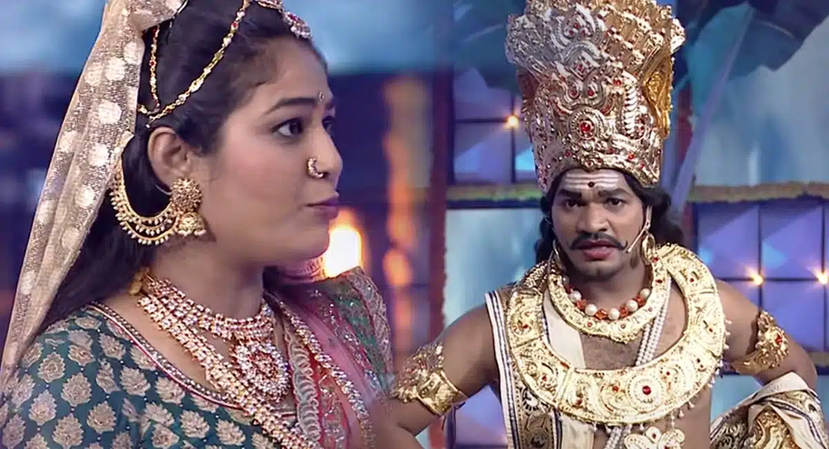 Avinash With His Wife Anuja In Karthika Maasamlo Vanabhojanala Sandadi
