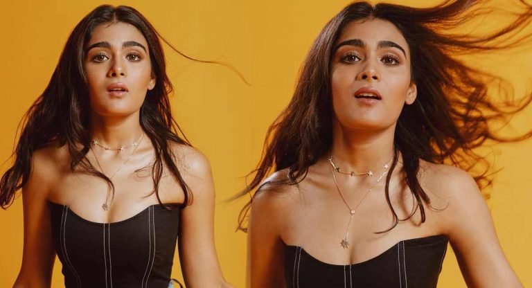 Shalini Pandey : అందాలన్నీ ఆరబోసి.. కుర్రకారు మతి పోగొడుతున్న శాలిని పాండే..