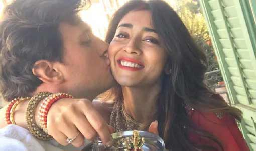 Shriya Saran Enjoys With Her Husband