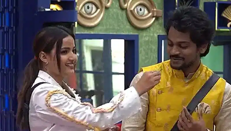 Siri And Shannu Gets Trolling For ThierTrack In Bigg Boss 5 Telugu