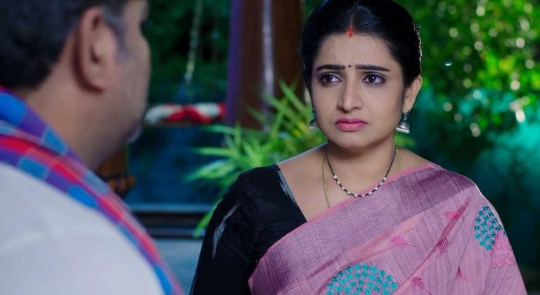Vadinamma 16 Nov Today Episode : రిషి కన్నతల్లి శైలూ కాదు సీతక్క.. అని భరత్ కు చెప్పిన సిరి.. దీంతో భరత్ ఏ నిర్ణయం తీసుకున్నాడు? తన కూతురును వాళ్లకు దత్తత ఇస్తాడా? ఇవ్వడా?