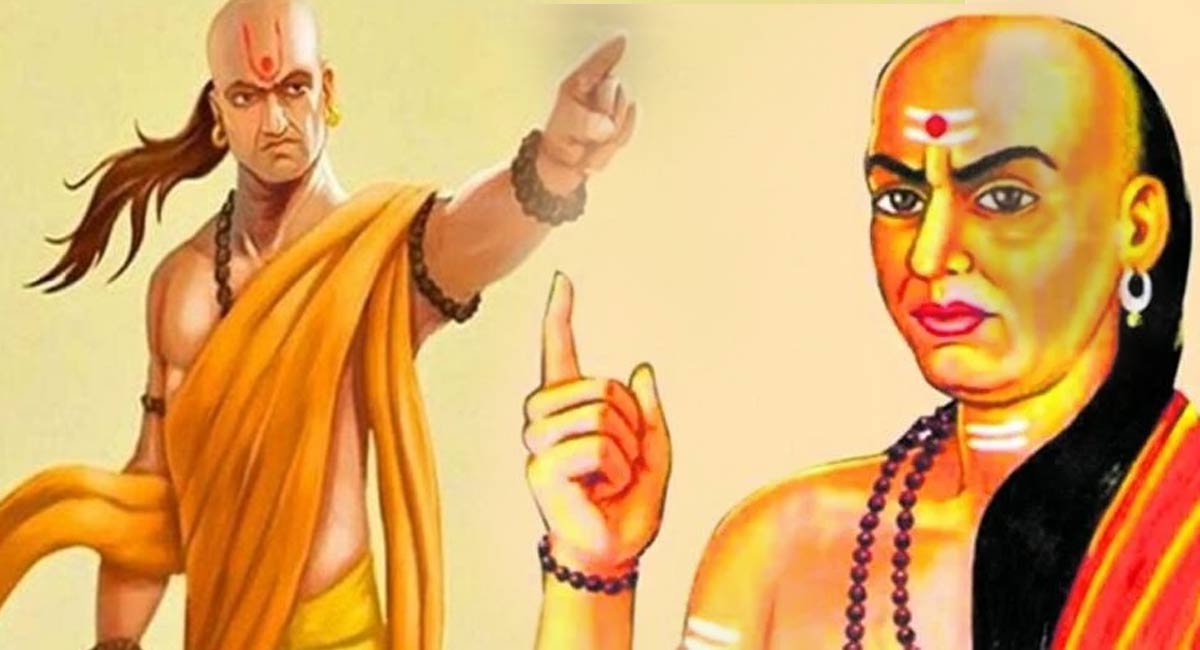these signs shows bad times are going to come chanakya niti