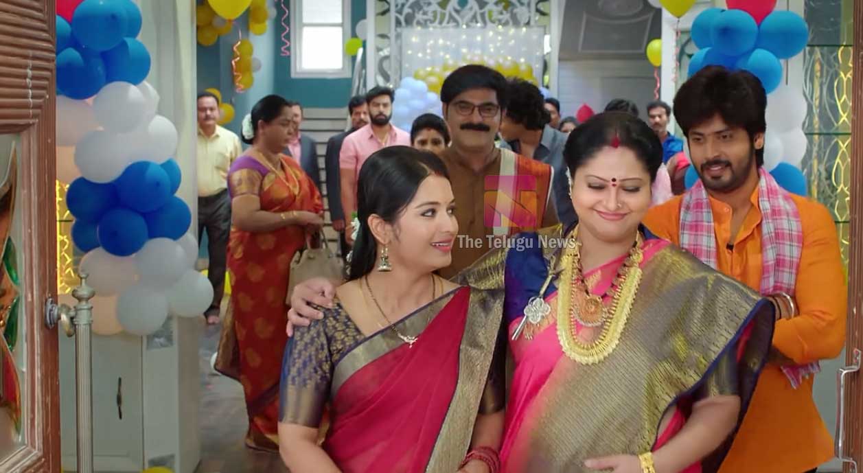 Janaki Kalaganaledu 2 Dec Today Episode : జ్ఞానాంబ అరెస్ట్ కాకుండా చేసిన జానకి.. మల్లికే నెయ్యిలో మందు కలిపిందని తెలుసుకొని జానకి ఏం చేసిందో తెలుసా?