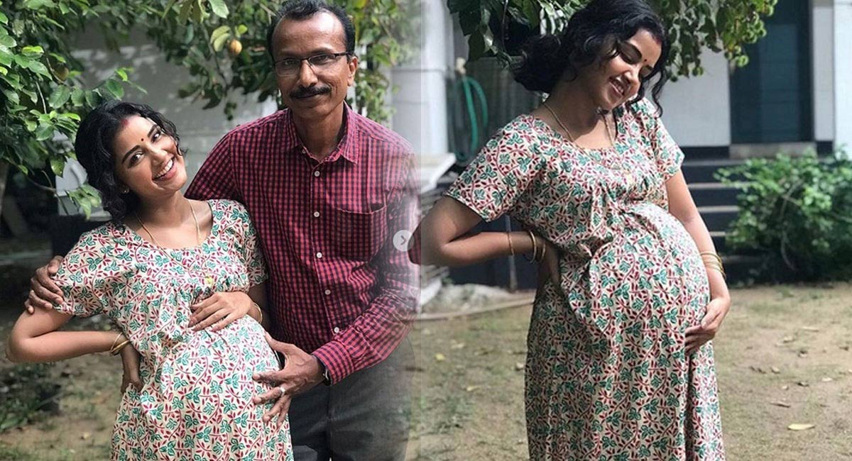 Anupama Parameshwaran : పెళ్లి కాకుండానే అనుప‌మ ప్ర‌గ్నెంట్ అయిందా.. వైర‌ల్ అవుతున్న బేబి బంప్ పిక్స్