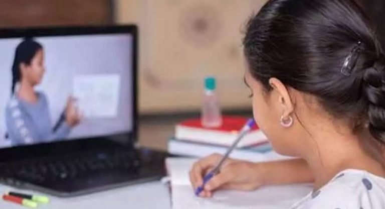Online Classes : తెలంగాణ సర్కారు కీలక నిర్ణయం.. విద్యార్థులకు మళ్లీ డిజిటల్ క్లాసెస్.. ఎప్పటి నుంచంటే?